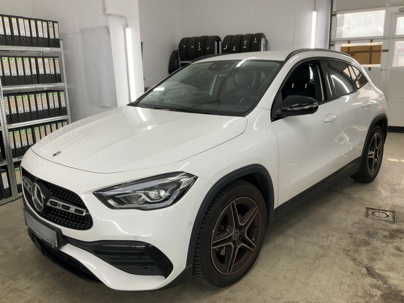 Mercedes-Benz GLA-Klasse GLA 200 AMG Line