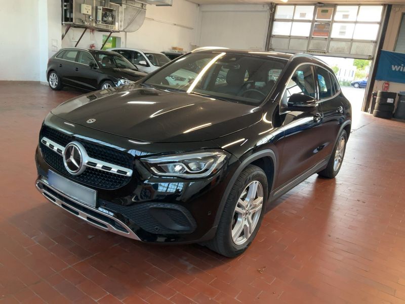 Mercedes-Benz GLA-Klasse GLA 200 d Progressive