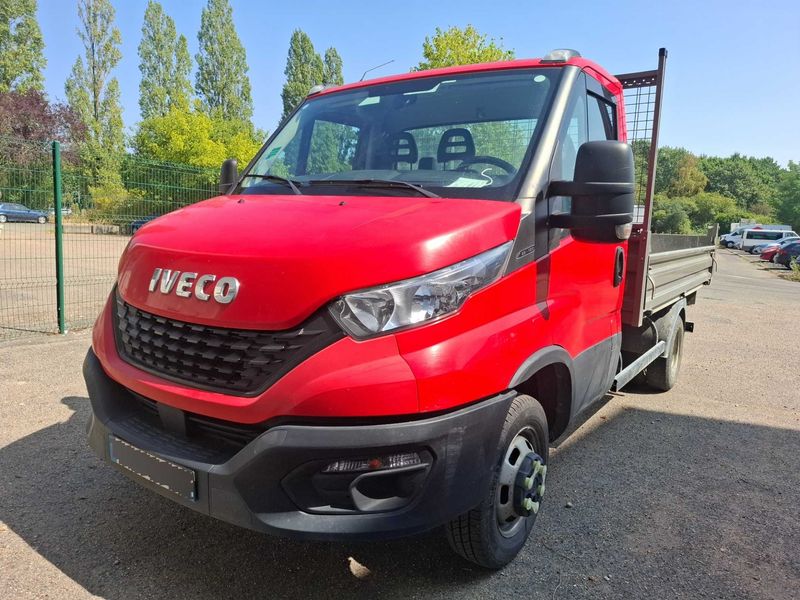 Iveco Daily 2.3 Diesel Einzelkabine 35 C Radstand 3450