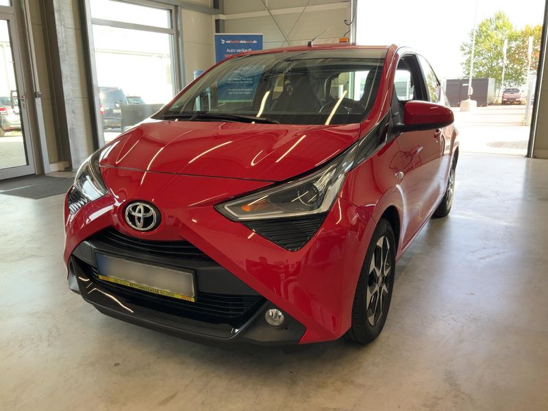 Toyota Aygo 1.0 x-play Team D