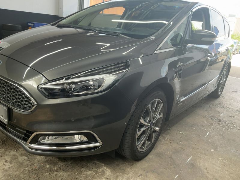 Ford S-Max 2.0 TDCi EcoBlue Vignale AWD