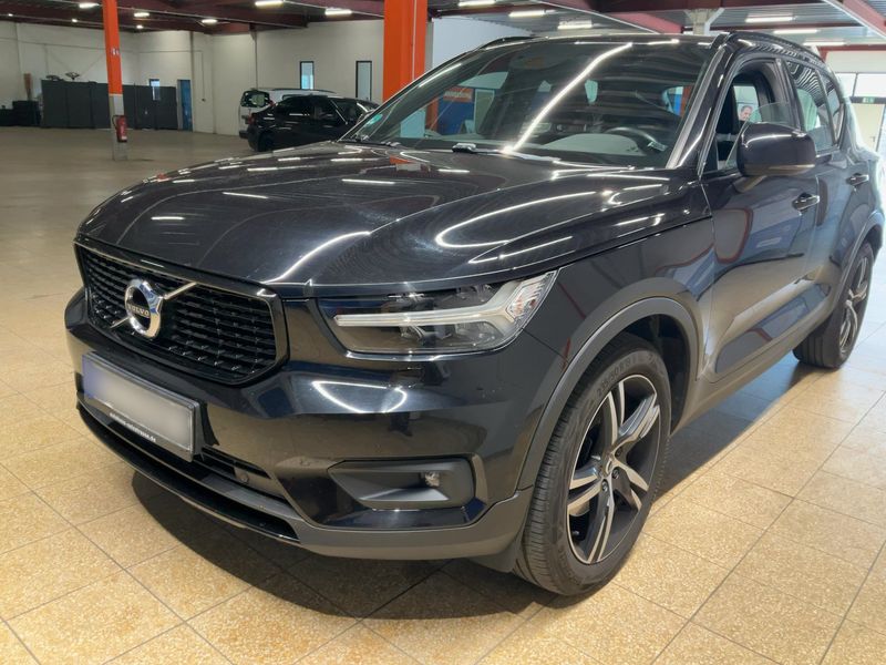 Volvo XC40 2.0 D4 R-Design AWD