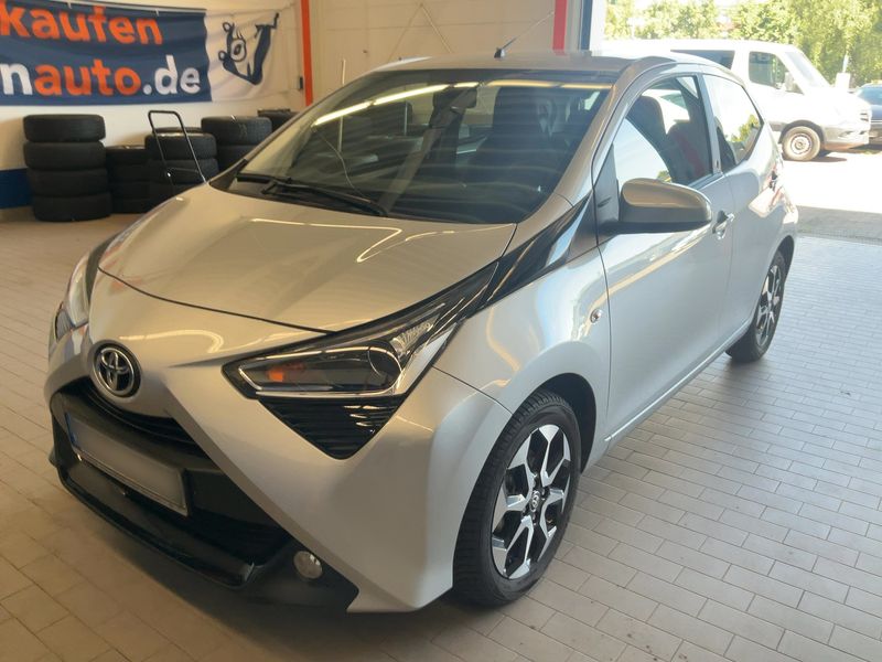 Toyota Aygo 1.0 x-play Team D