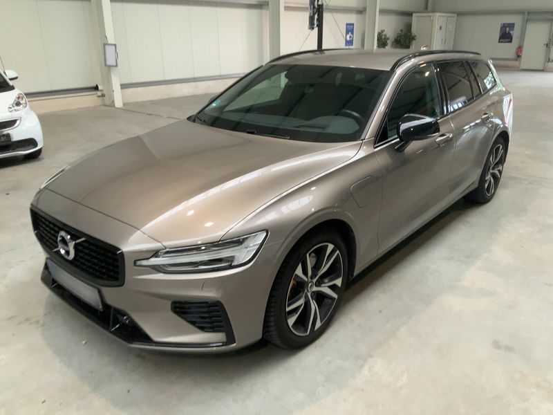 Volvo V60 2.0 T6 Plug-in Hybrid R Design AWD