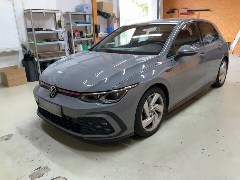 Volkswagen Golf VIII 2.0 TSI GTI