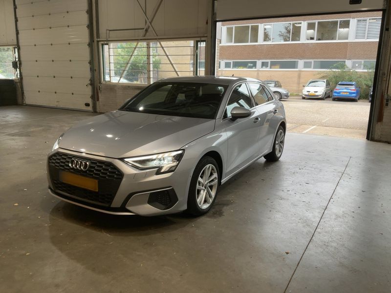 Audi A3 Sportback 30 Tfsi Mild-Hybrid Business Line