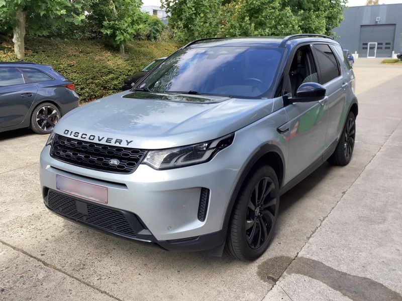 Land Rover Discovery Sport P300e Hybrid SE AWD
