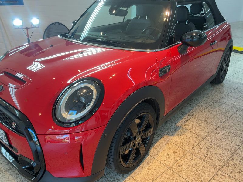 MINI Cabrio Cooper S Classic Trim