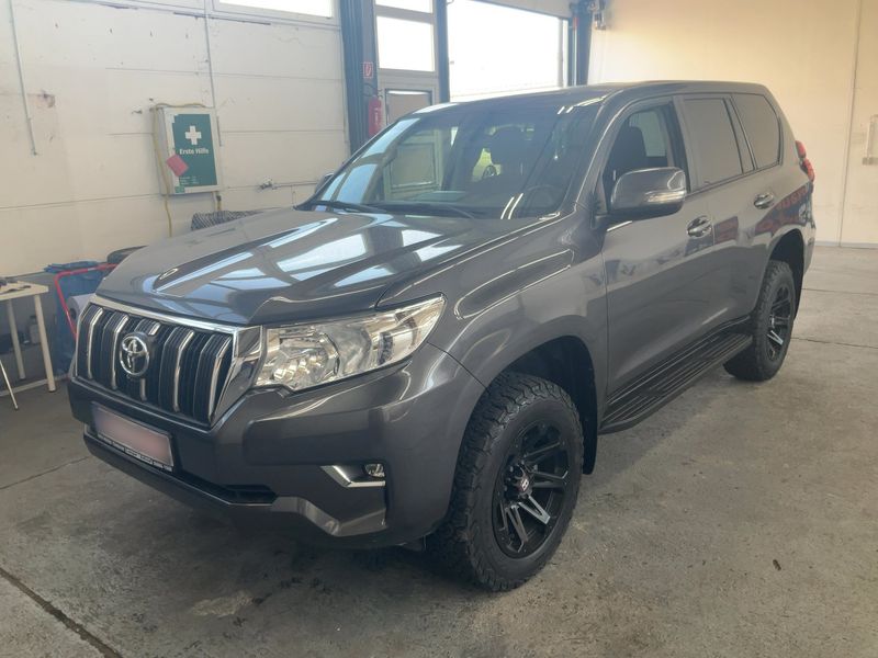 Toyota Land Cruiser 2.8 D-4D