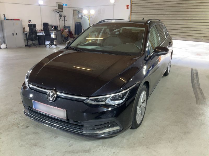 Volkswagen Golf VIII 2.0 TDI Style