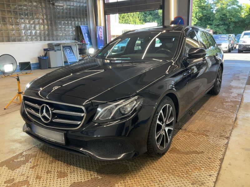 Mercedes-Benz E-Klasse E 220 d Avantgarde