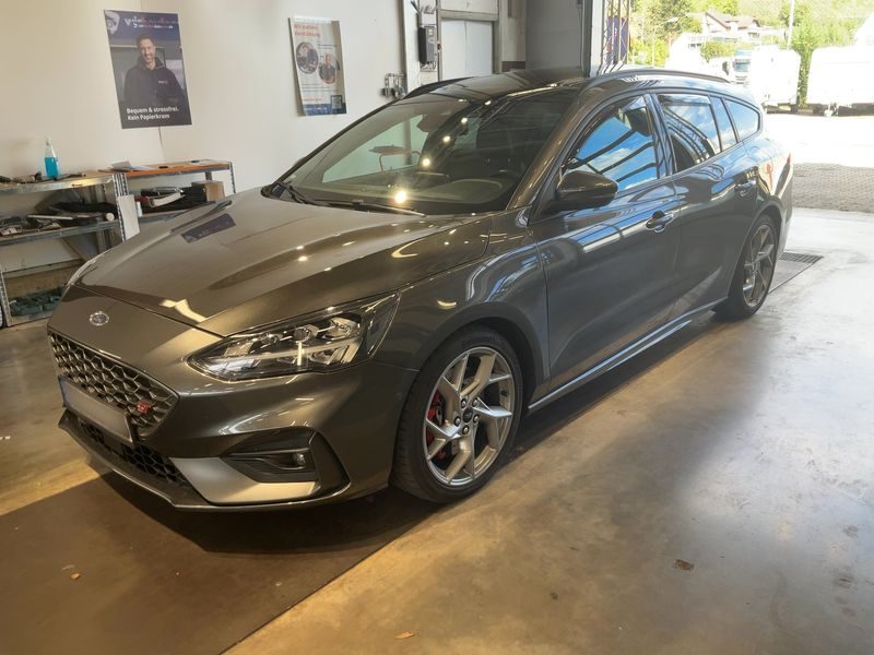 Ford Focus 2.3 EcoBoost ST