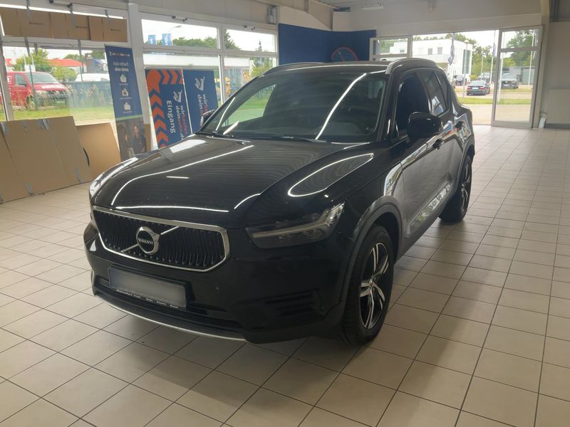 Volvo XC40 2.0 D3 Momentum Pro 2WD