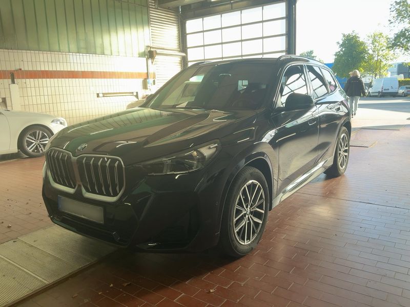 BMW X1 sDrive 20i Mild-Hybrid M Sport