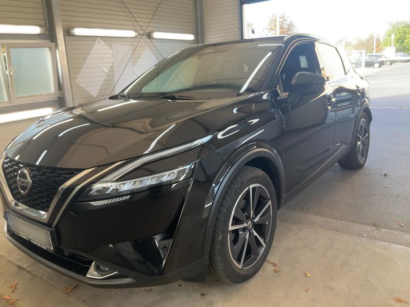 Nissan Qashqai 1.3 DIG-T Mild-Hybrid Tekna+ 4x4
