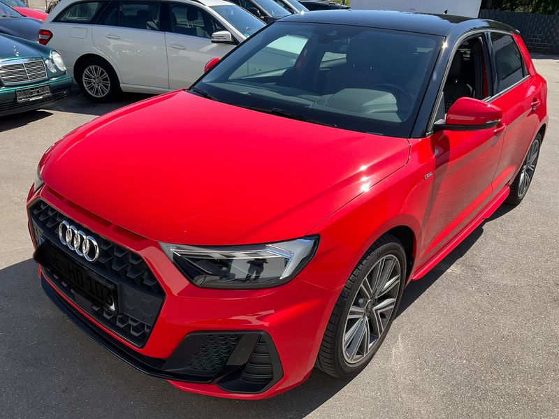 Audi A1 Sportback 30 TFSI S line
