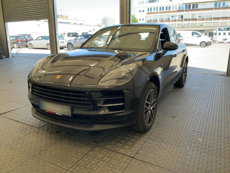 Porsche Macan S