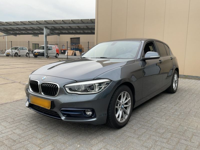 BMW 1er 118i Sport Line