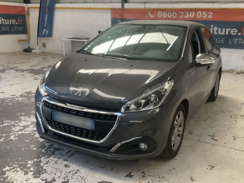 Peugeot 208 1.2 PureTech Signature