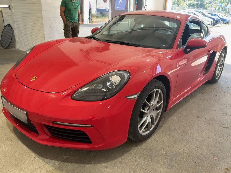 Porsche 718 Cayman 2.0