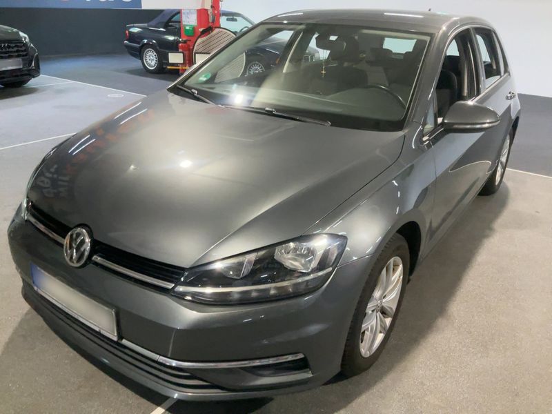 Volkswagen Golf VII 2.0 TDI Comfortline BlueMotion Tech
