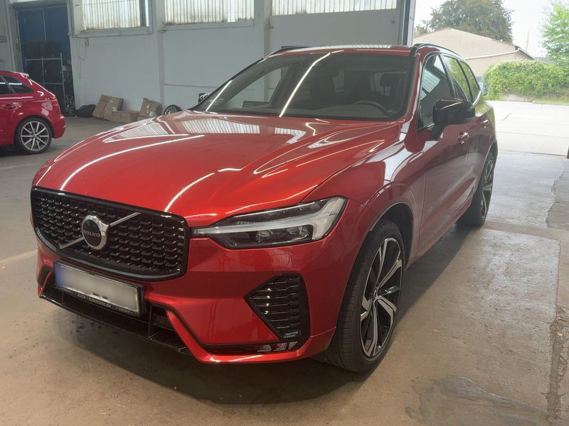 Volvo XC60 2.0 B4 Mild-Hybrid R Design 2WD