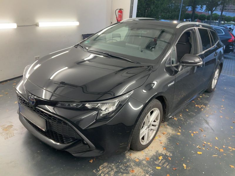 Toyota Corolla 2.0 Hybrid Business Edition