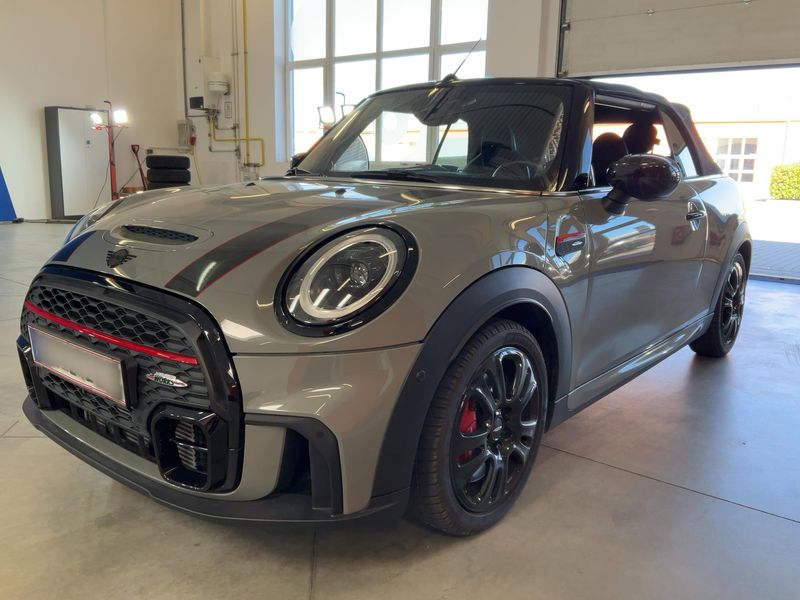 MINI Cabrio John Cooper Works