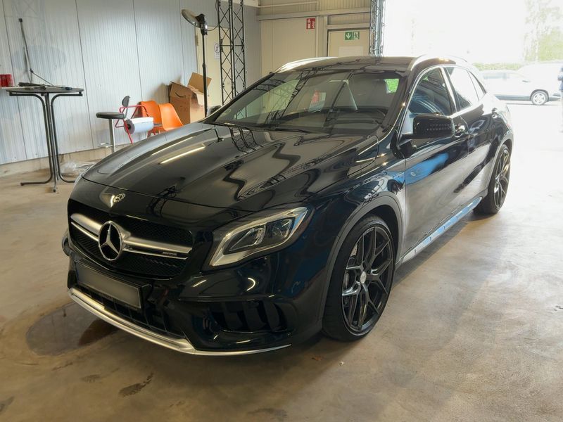 Mercedes-Benz GLA-Klasse GLA 45 AMG 4Matic