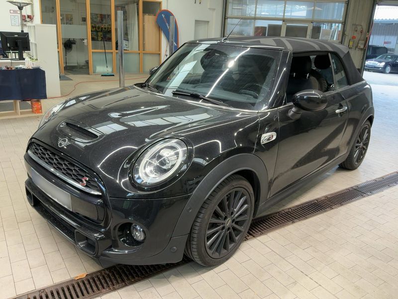 MINI Cabrio Cooper S