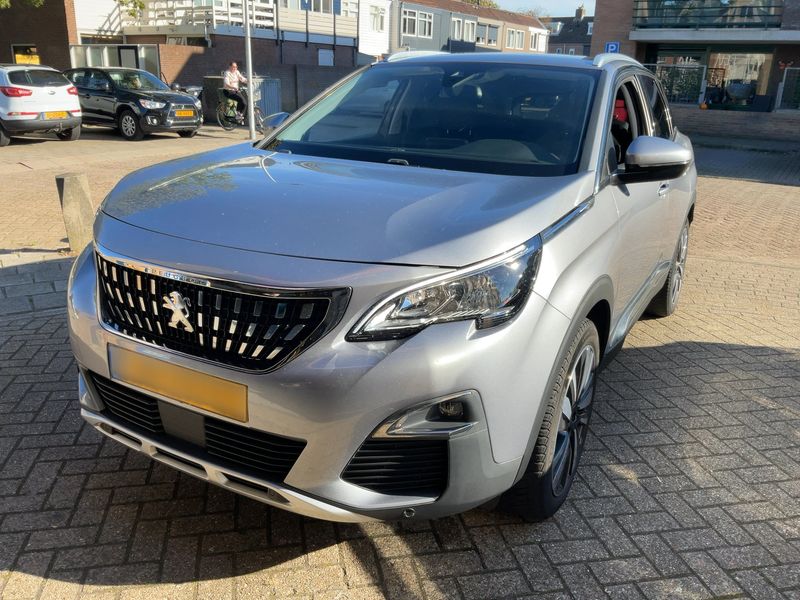 Peugeot 3008 1.2 PureTech Allure