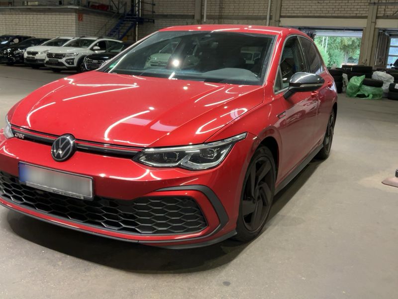 Volkswagen Golf VIII 2.0 TSI GTI