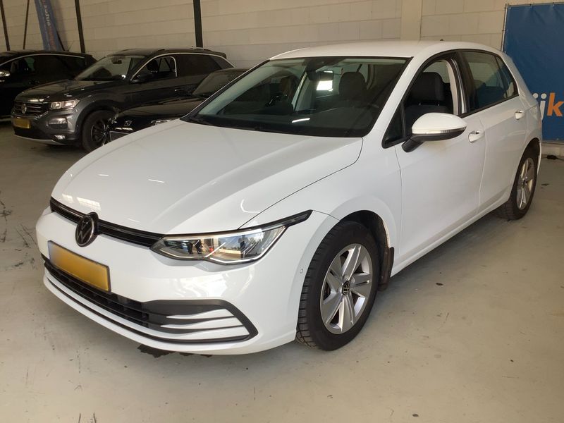 Volkswagen Golf VIII 1.0 TSI Life