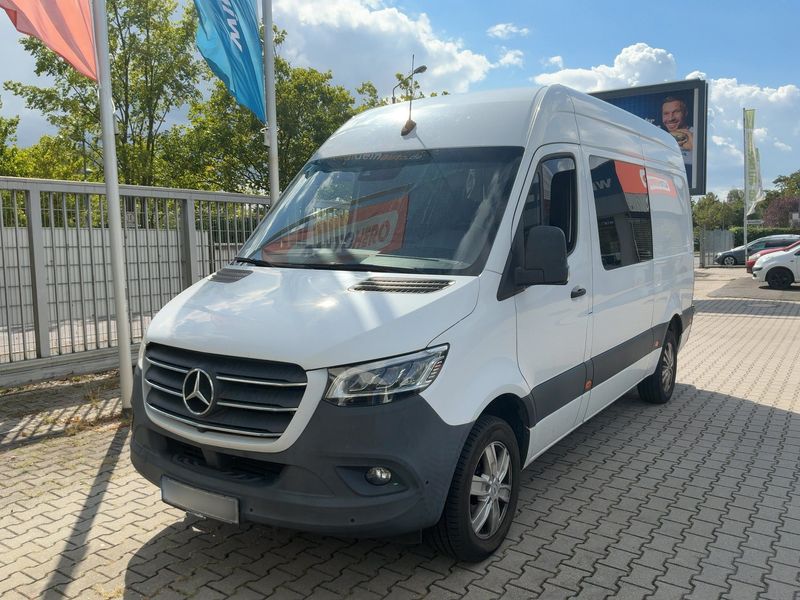 Mercedes-Benz Sprinter 319 CDI RWD L2