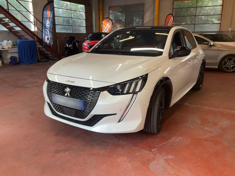Peugeot 208 1.2 PureTech GT