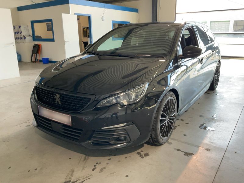 Peugeot 308 2.0 Blue-HDi GT