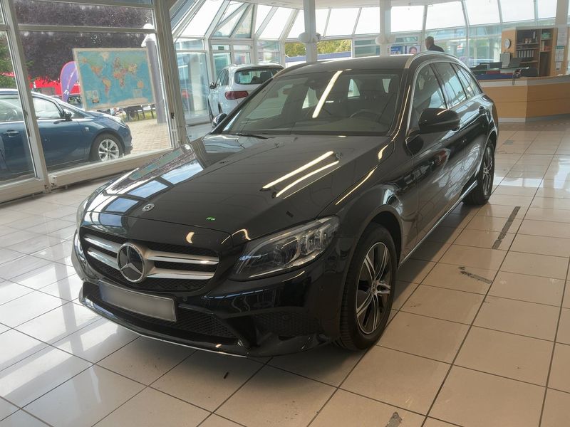 Mercedes-Benz C-Klasse C 220 d T 4Matic Avantgarde