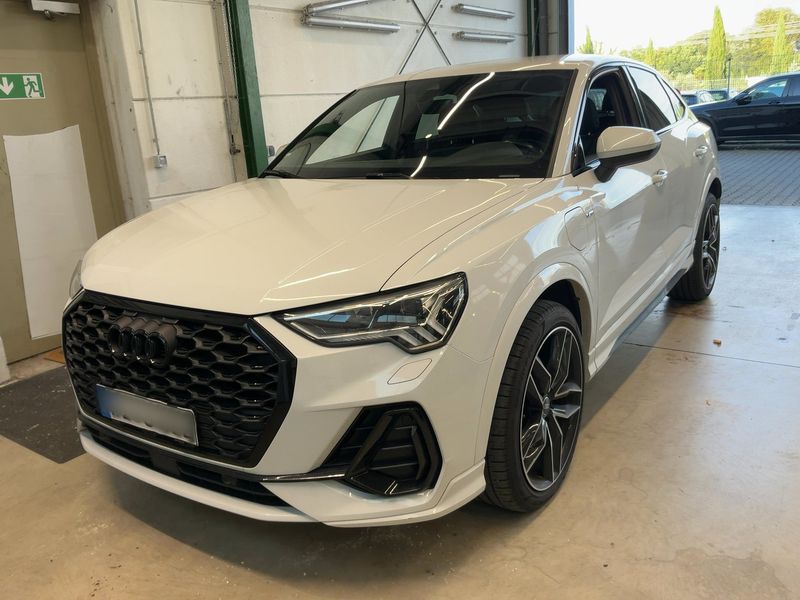 Audi Q3 Sportback 45 TFSIe S line