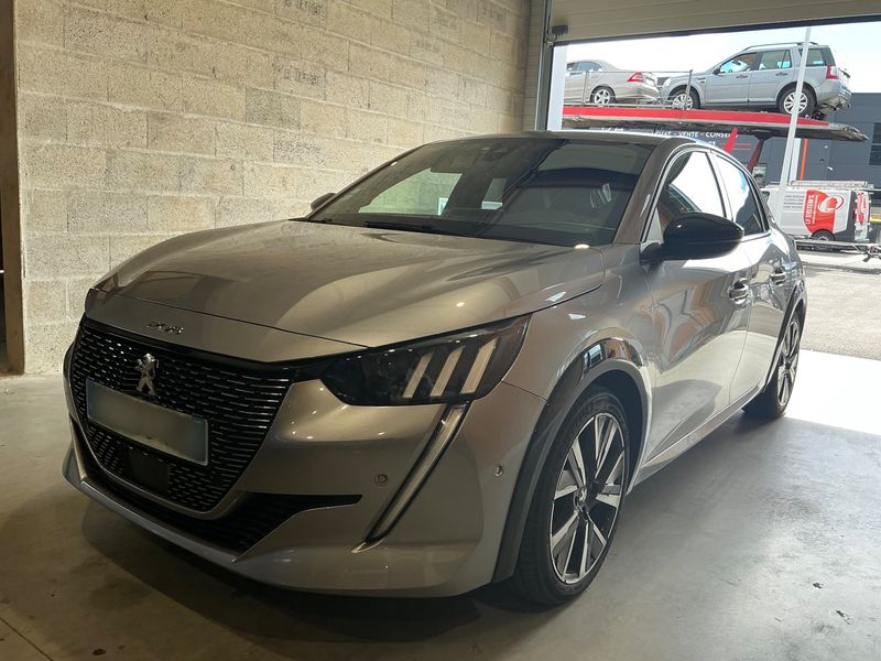 Peugeot 208 1.2 PureTech GT Line
