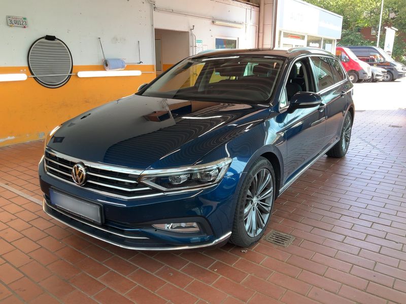 Volkswagen Passat 2.0 TDI Elegance 4Motion