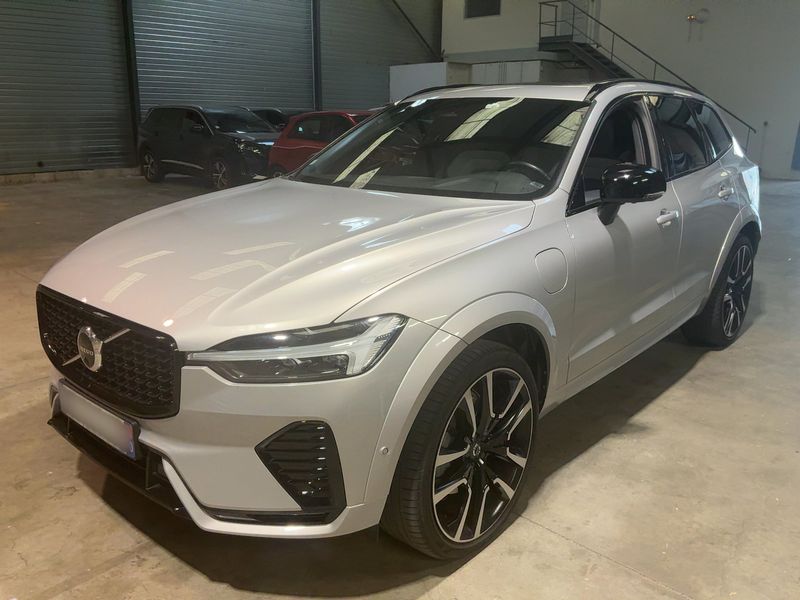 Volvo XC60 2.0 T8 Plug-in Hybrid R Design AWD