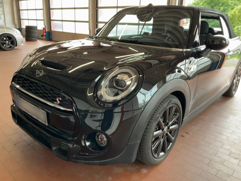 MINI Cabrio Cooper S