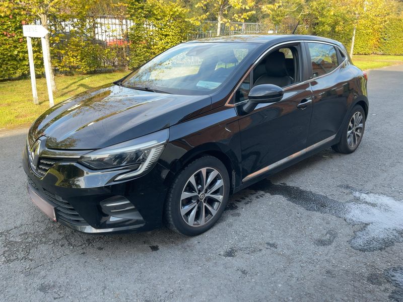 Renault Clio 1.6 Hybrid E-Tech Intens