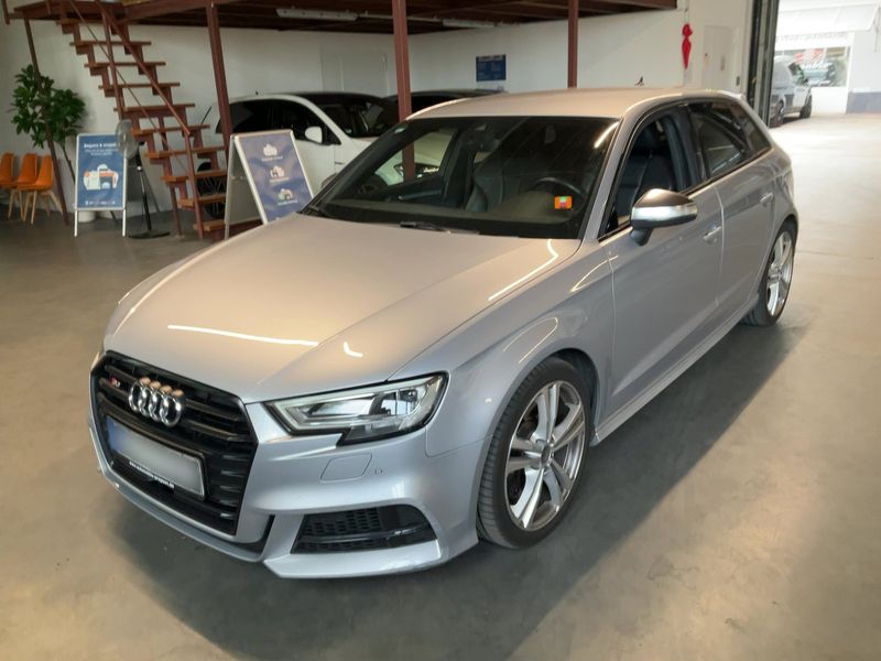 Audi S3 Sportback 2.0 TFSI quattro