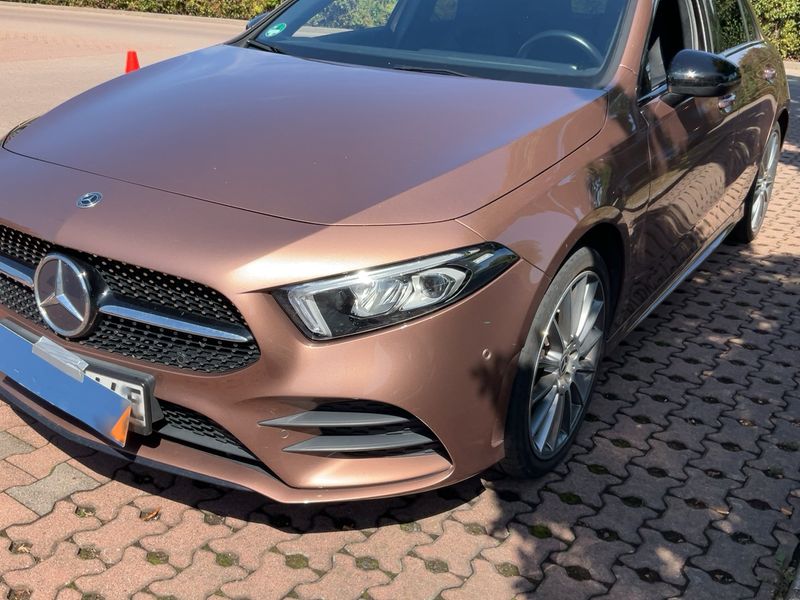 Mercedes-Benz A-Klasse A 250e AMG Line