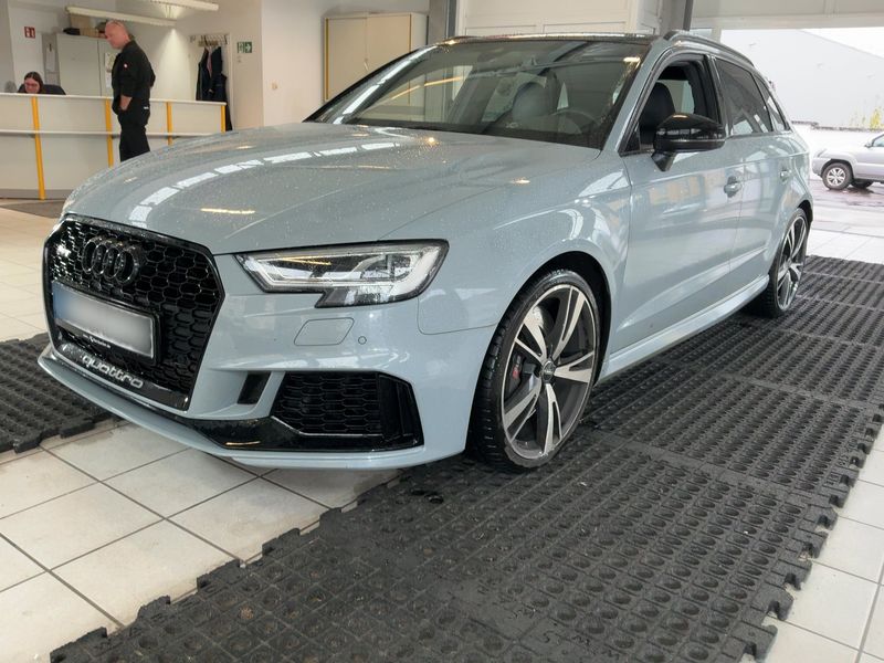 Audi RS 3 Sportback 2.5 TFSI quattro