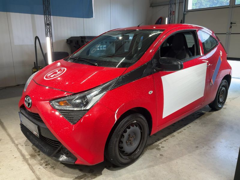 Toyota Aygo 1.0 VVT-i X