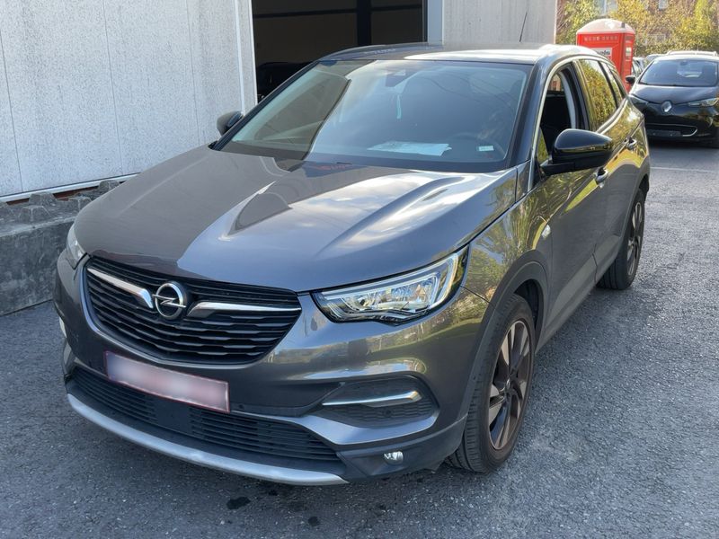 Opel Grandland X 1.2 Turbo Design Line
