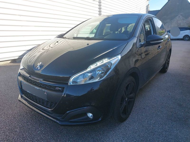 Peugeot 208 1.2 e-THP GT Line