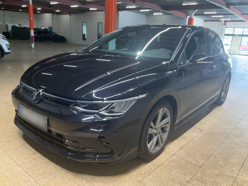 Volkswagen Golf VIII 1.5 TSI ACT R-Line
